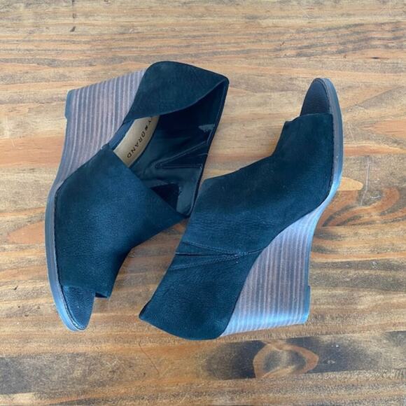Lucky Brand Black Open Toe Wedge Tylera Booties - SIze 8 - Picture 6 of 10